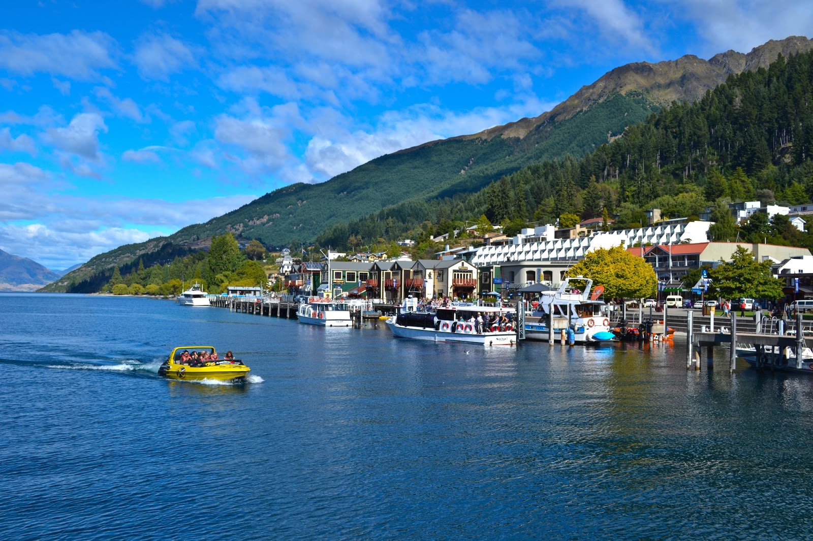 Queenstown, New Zealand Travel Guide Exotic Travel Destination